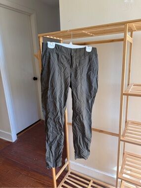 Taereen Pants - Women's Petite REI hiking pant in Army Green